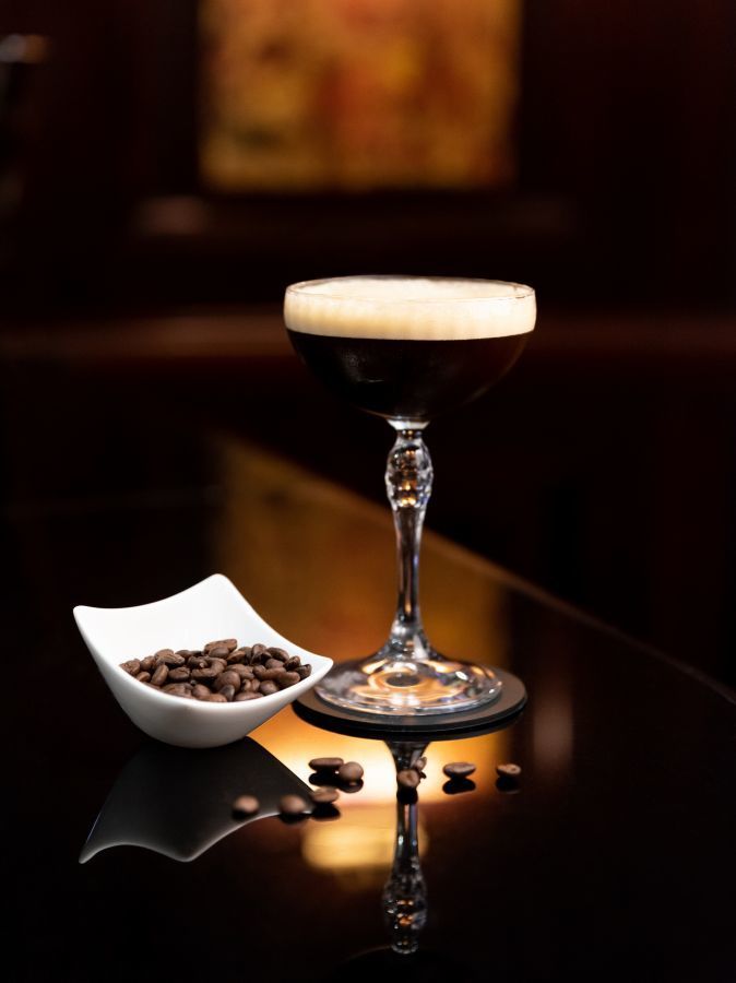 bar
