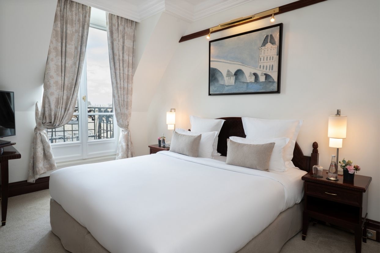 Elegant and refined room &mdash; H&ocirc;tel Pont Royal Saint-Germain Paris